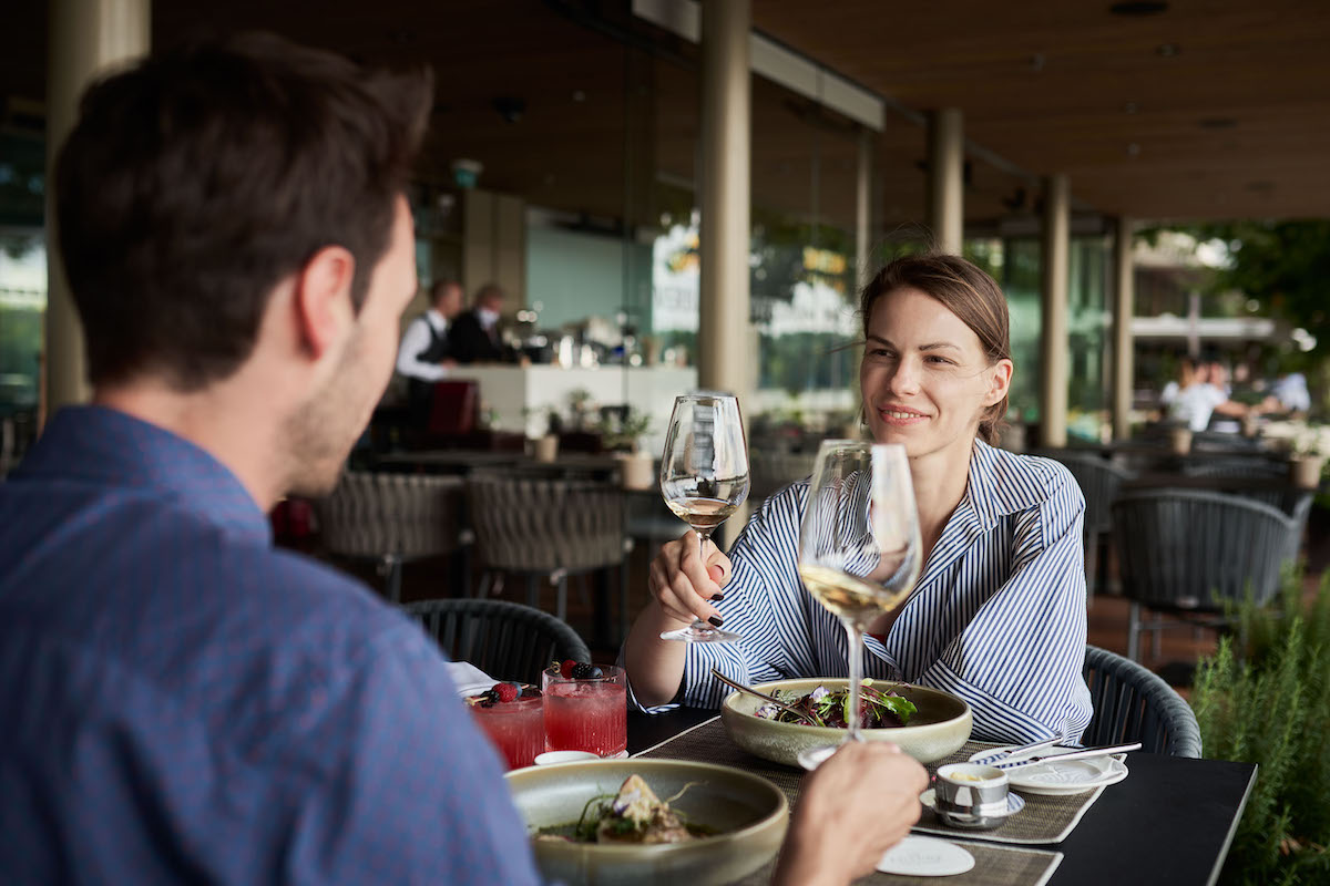 RIVERBANK Restaurant