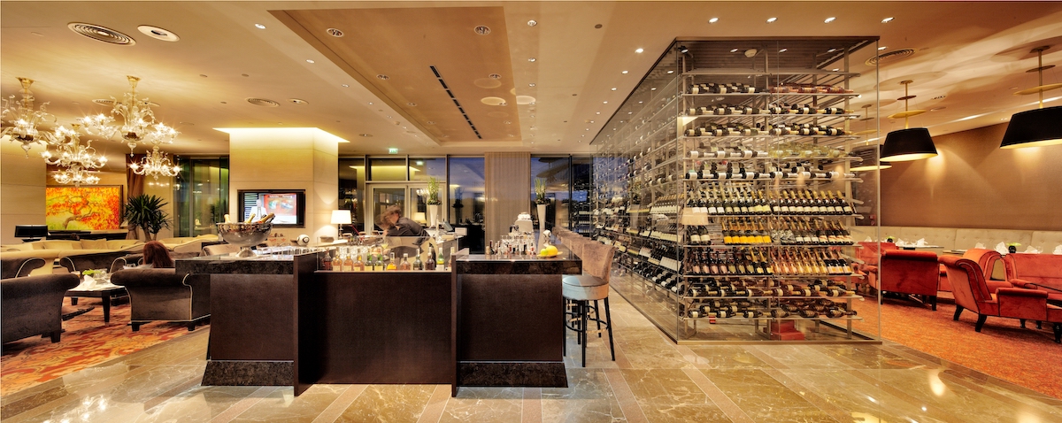Lobby Lounge Bar